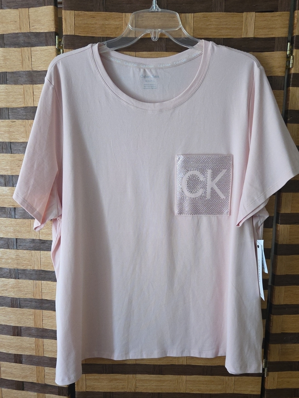 NWT! Calvin Klein Pink T‑Shirt in Light Pink